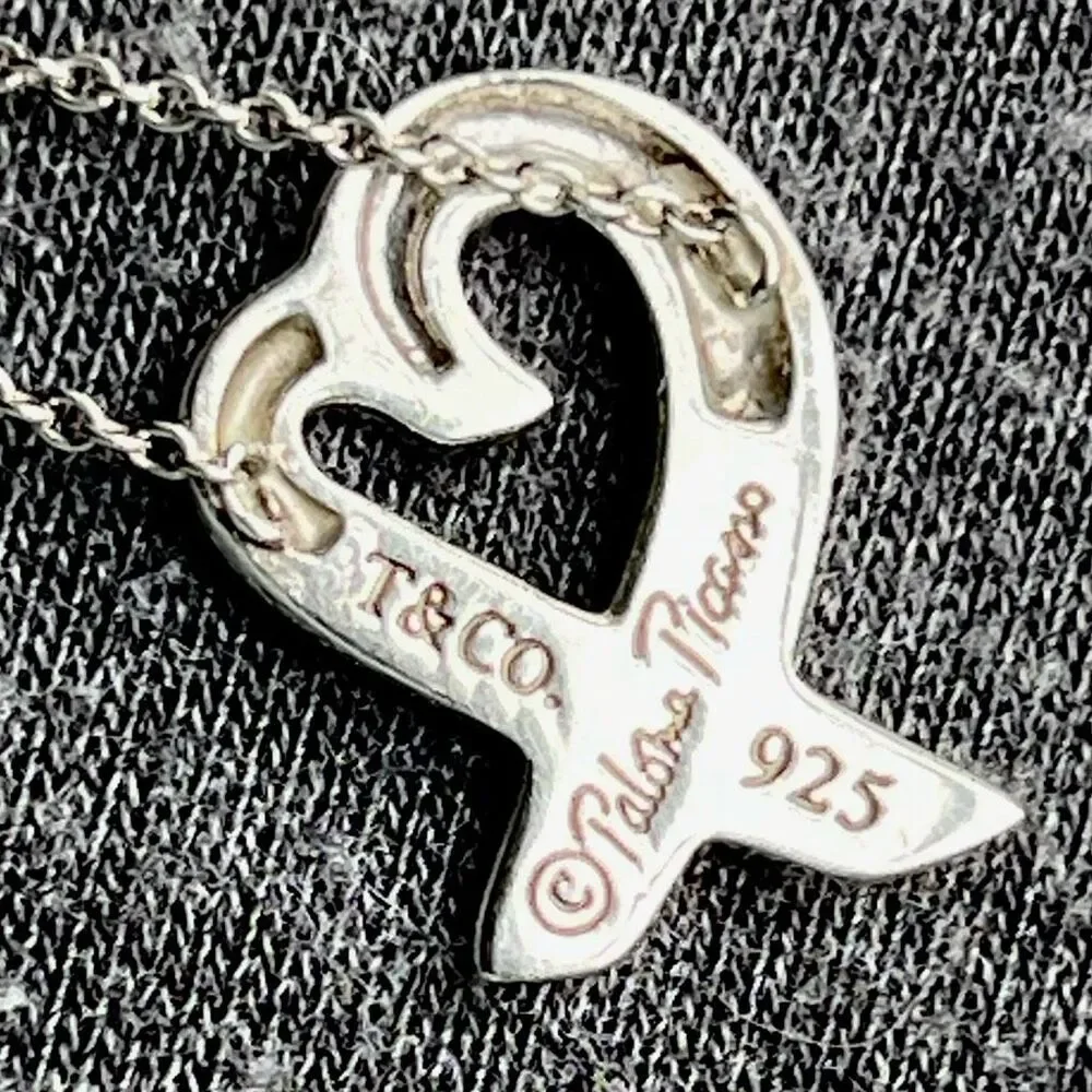 Tiffany & Co Paloma Picasso Loving Heart Pendant Necklace - Silver - 16”